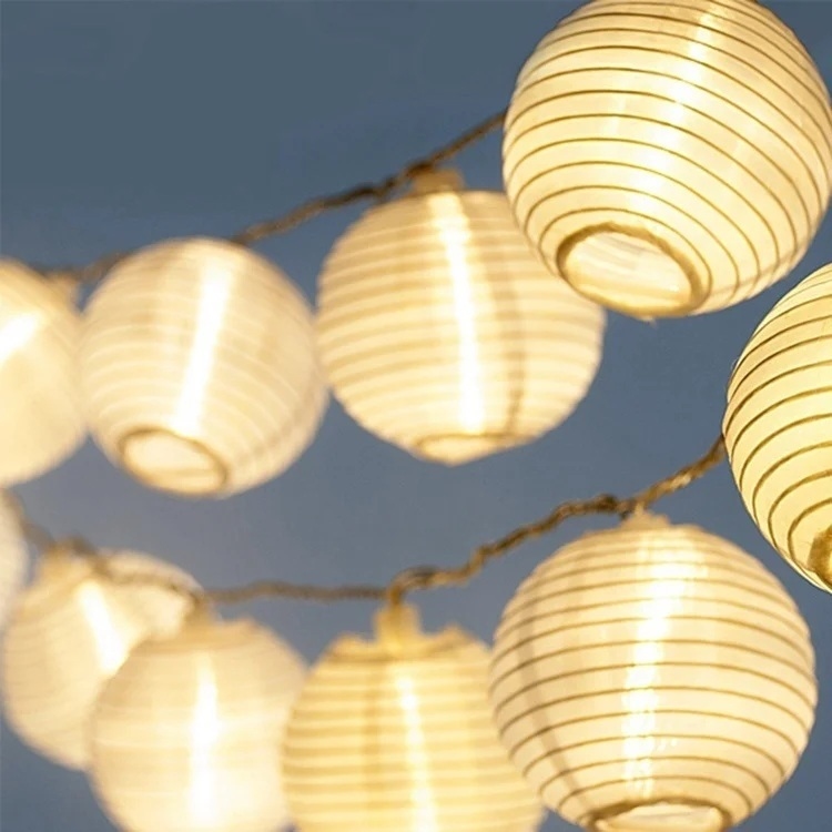 Solar lichtsnoer met 50 witte lampionnen